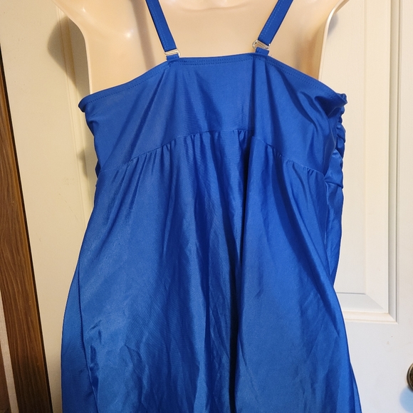 Vibrant Blue bathing suit - Picture 2 of 8